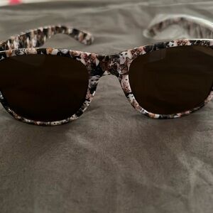 Cat sunglasses